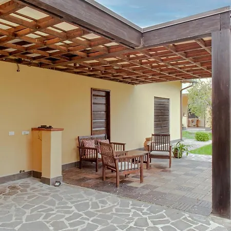 Casa In Campagna Vicino A